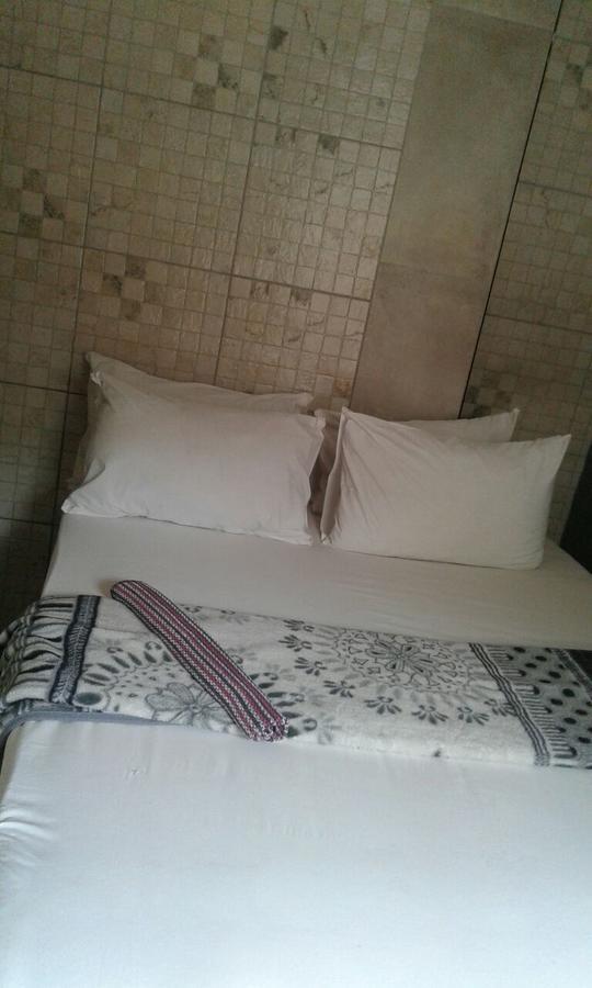 Royal Crown Guesthouse Joanesburgo Exterior foto