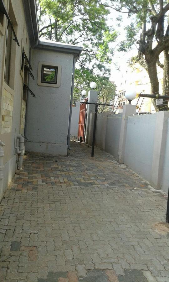 Royal Crown Guesthouse Joanesburgo Exterior foto